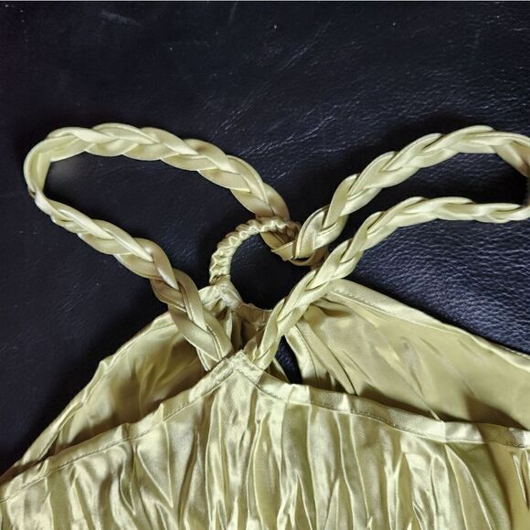 Liz Minelli Casual Medium green folded halter top - Picture 3 of 5